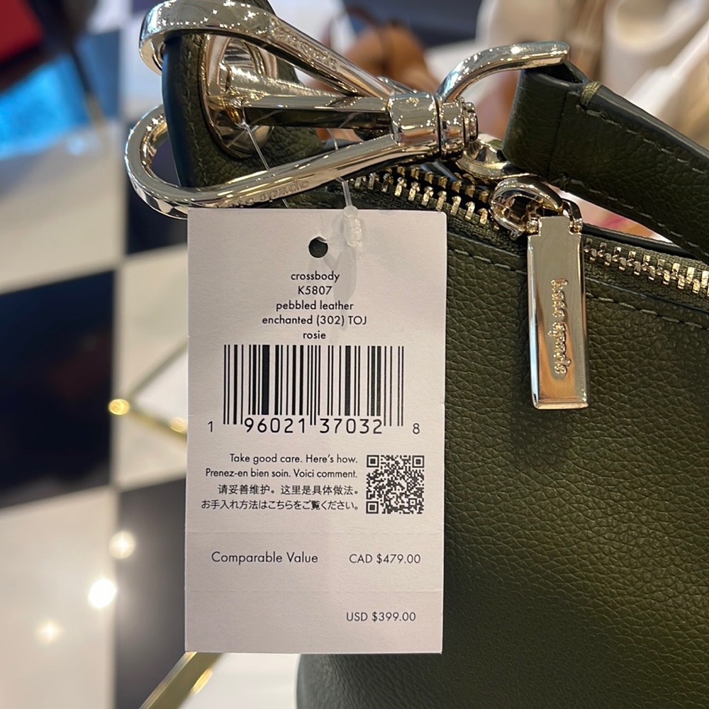 Kate Spade Rosie Crossbody
K5807 Pebbled Leather
Enchanted
NWT - Picture 3 of 16